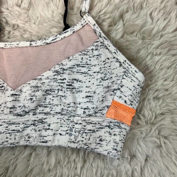 Splits59 Sports Bra Size S Mesh Insert Speckled Pattern Active SplitsFiftyNine - Picture 5 of 7